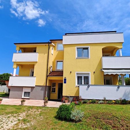 Villa Antonia Medulin Exterior photo